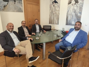 &Sigma;&upsilon;&nu;ά&nu;&tau;&eta;&sigma;&eta; &gamma;&iota;&alpha; &nu;&alpha; &epsilon;&gamma;&kappa;&rho;&iota;&theta;&epsilon;ί &eta; &delta;&omega;&rho;&epsilon;ά&nu; &pi;&rho;ό&sigma;&beta;&alpha;&sigma;&eta; ό&lambda;&omega;&nu; &tau;&omega;&nu; &alpha;&sigma;&tau;&upsilon;&nu;&omicron;&mu;&iota;&kappa;ώ&nu; &sigma;&tau;&omicron;&upsilon;&sigmaf; &chi;ώ&rho;&omicron;&upsilon;&sigmaf; &pi;&omicron;&lambda;&iota;&tau;&iota;&sigma;&tau;&iota;&kappa;ή&sigmaf; &kappa;&lambda;&eta;&rho;&omicron;&nu;&omicron;&mu;&iota;ά&sigmaf;