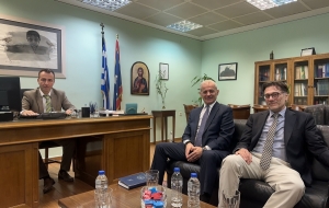 Συντασσόμαστε πλήρως με τον αγώνα της Ένωσης Δικαστών και Εισαγγελέων για την επαναφορά των Δώρων